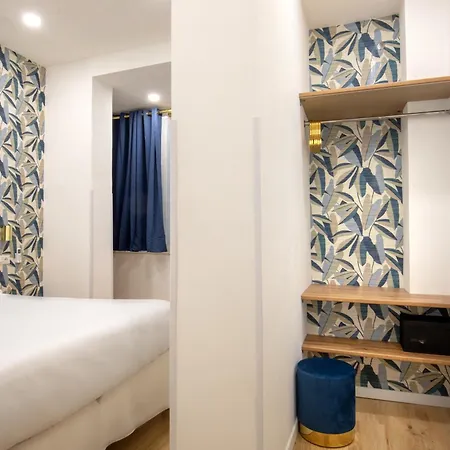 Gasthuis Amalia By Remember